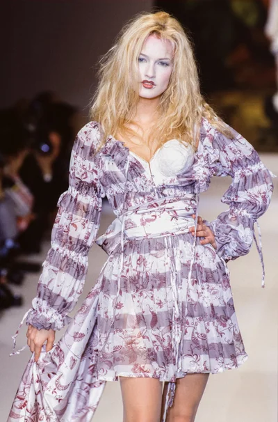Look 70
